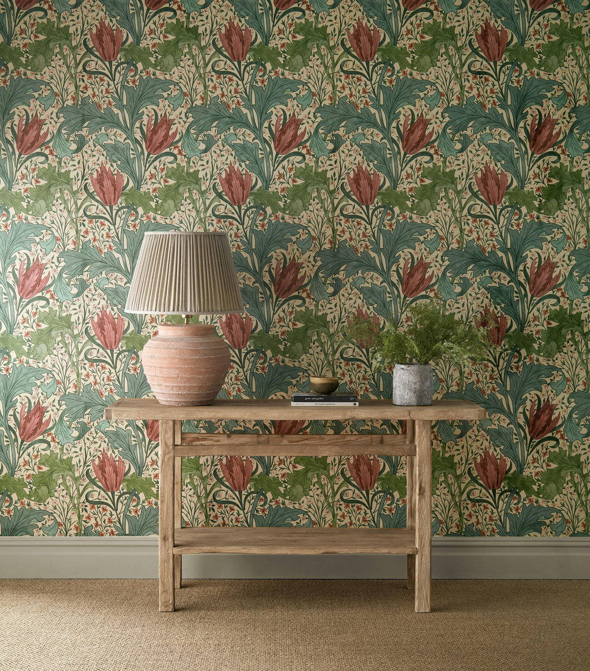 Morris & Co Lent Lily Plum/Bayleaf Wallpaper