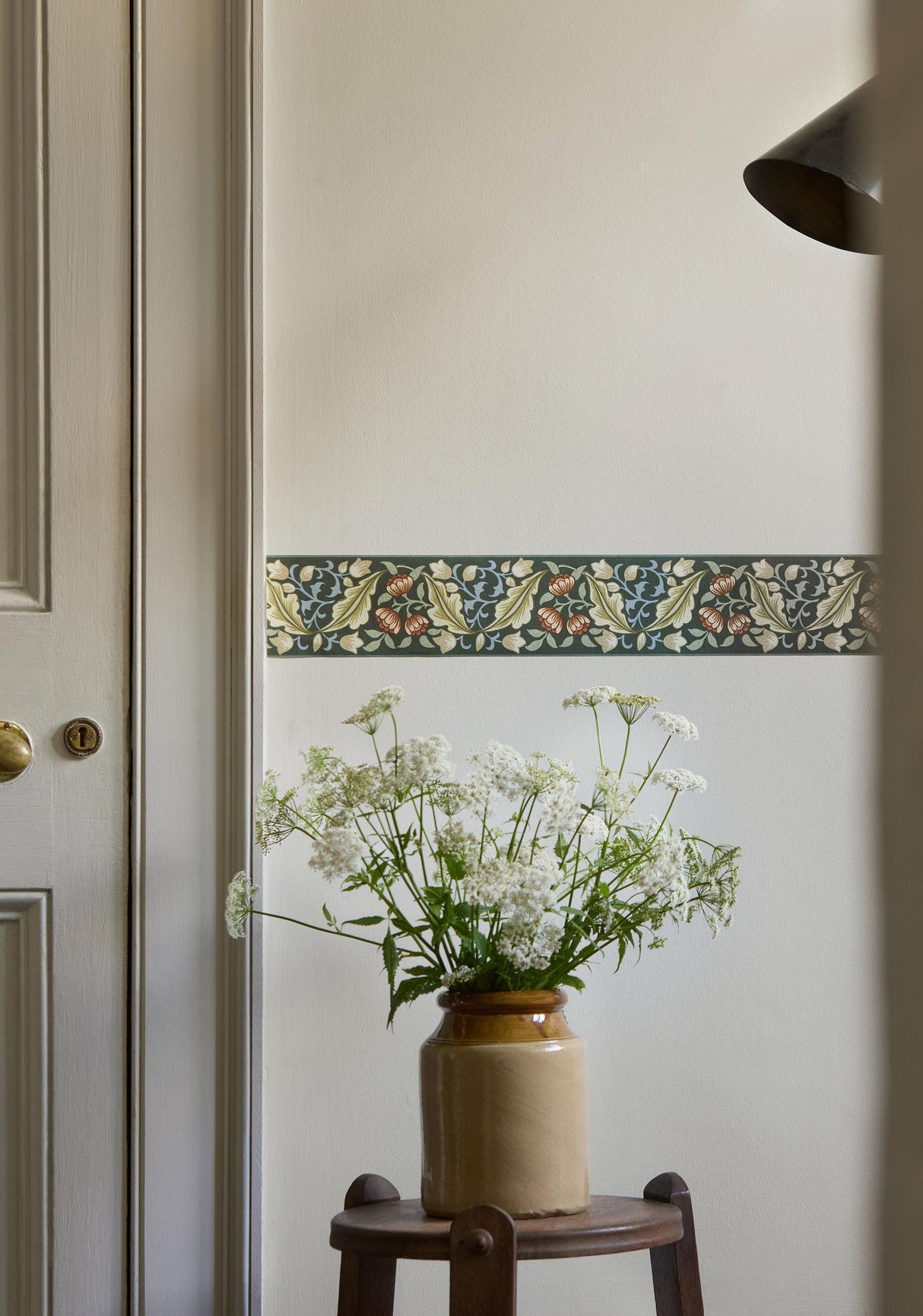Morris & Co Bluebell & Peony Border Bayleaf/Manilla Wallpaper