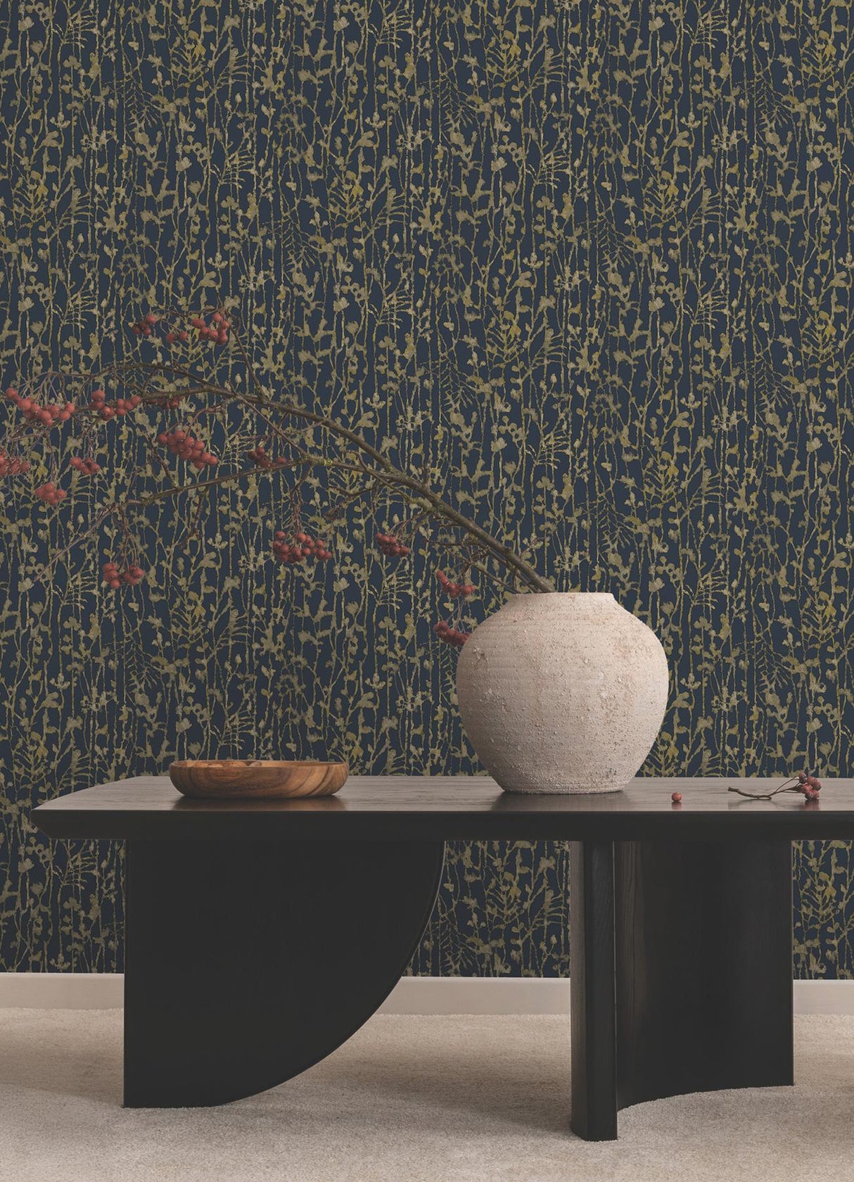 Ronald Redding Designs Filigree Navy Wallpaper
