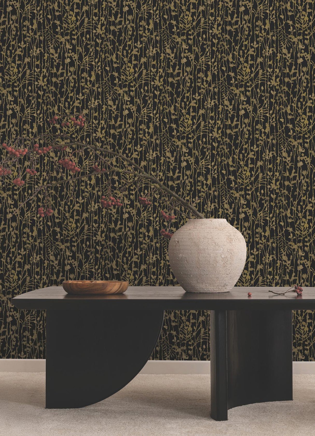 Ronald Redding Designs Filigree Black Wallpaper