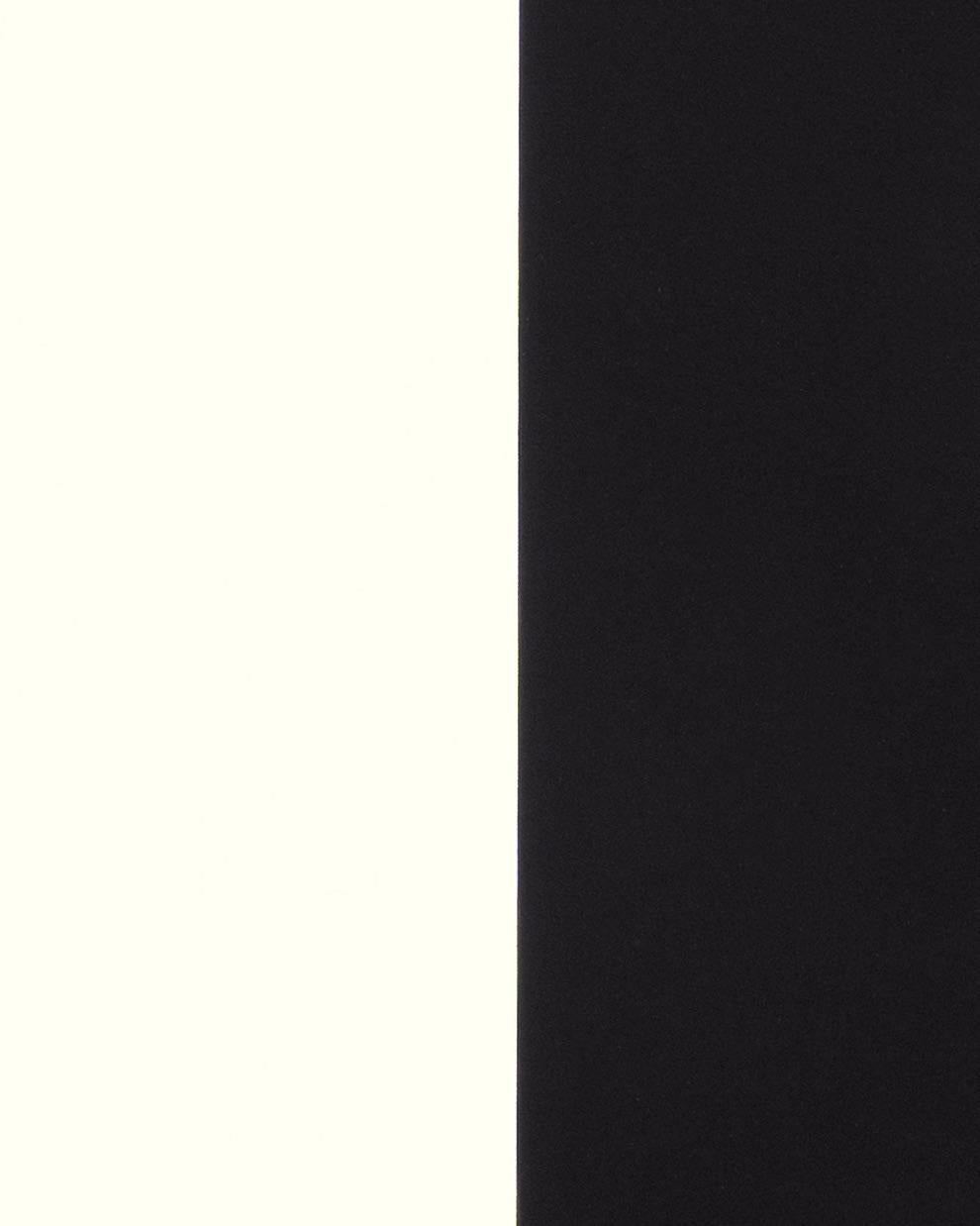 Kravet DESIGN W4379 81 Wallpaper
