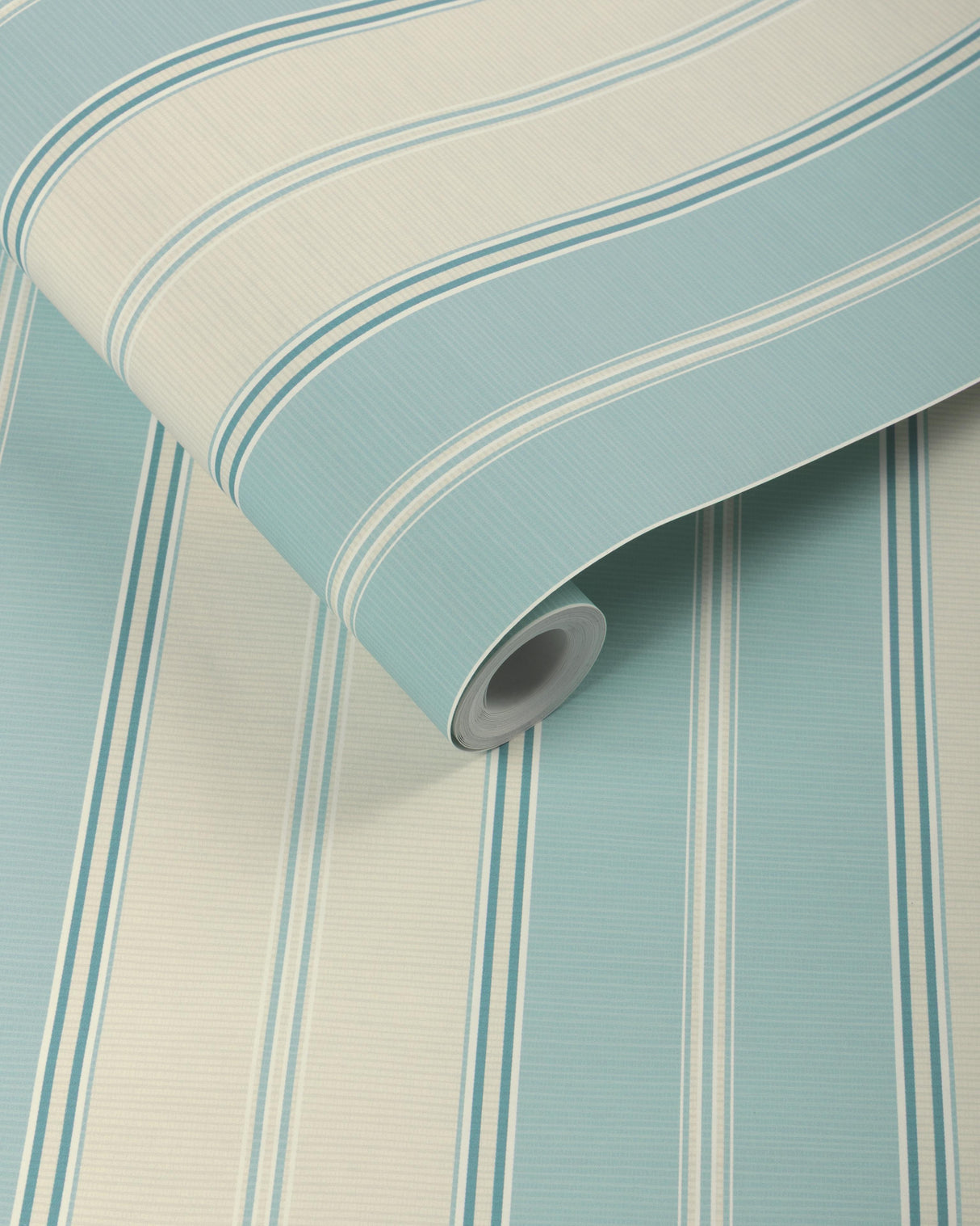 Kravet DESIGN W4380 15 Wallpaper