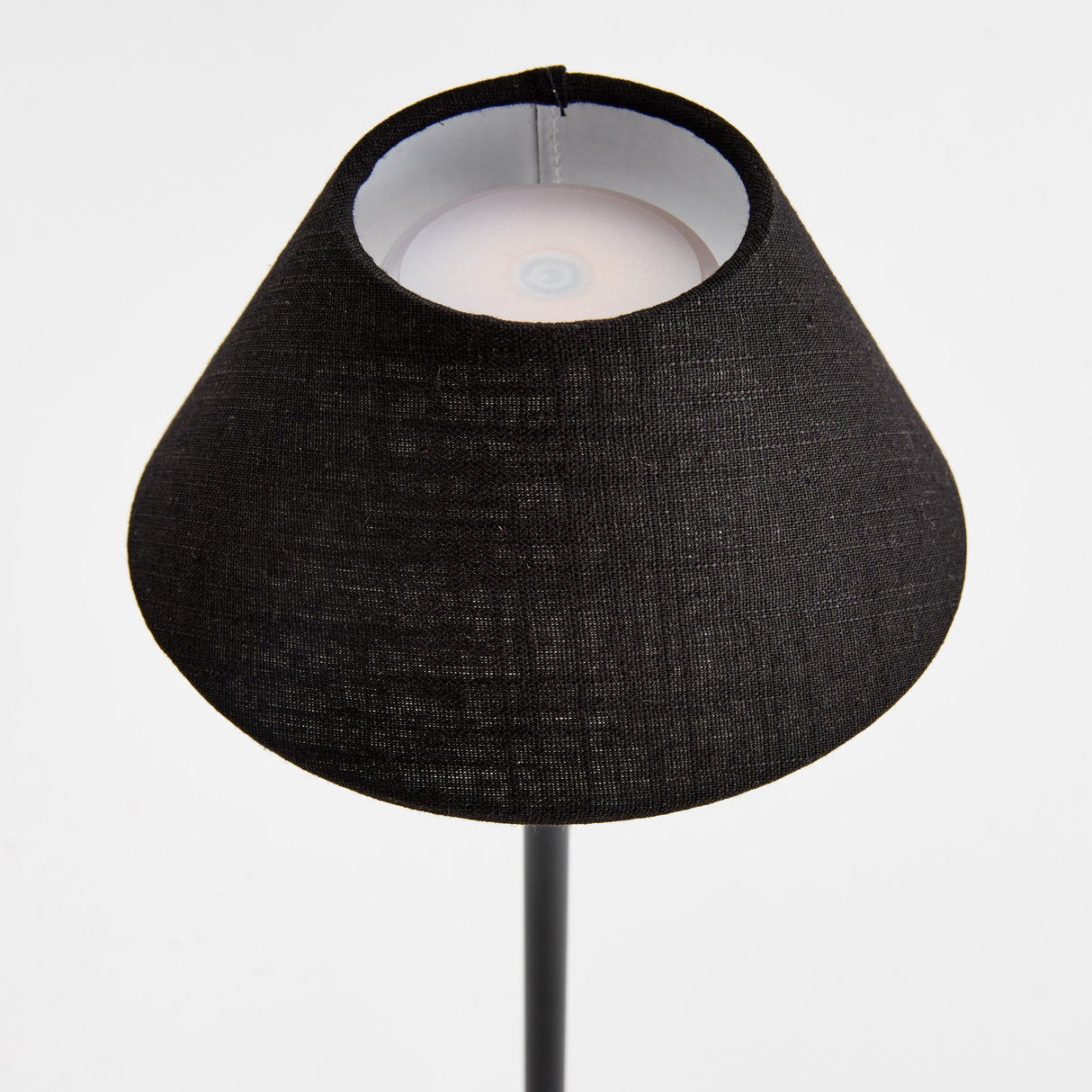 Napa Black ALLUNA CORDLESS LAMP LINEN SHADE 14"