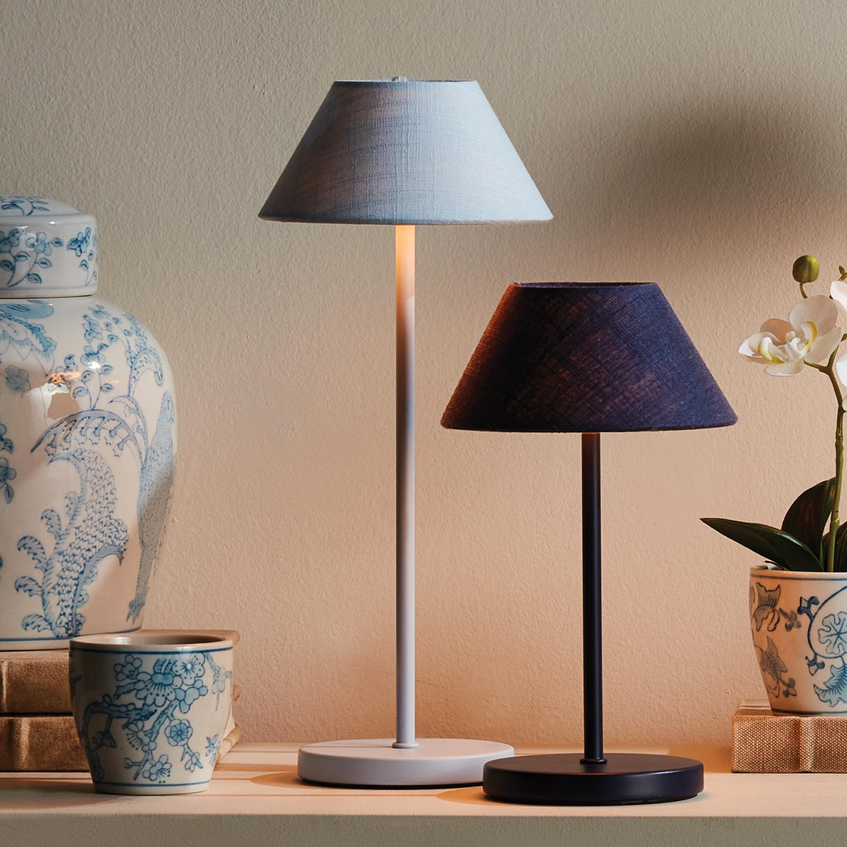 Napa Light Blue ALLUNA CORDLESS LED LAMP 14"