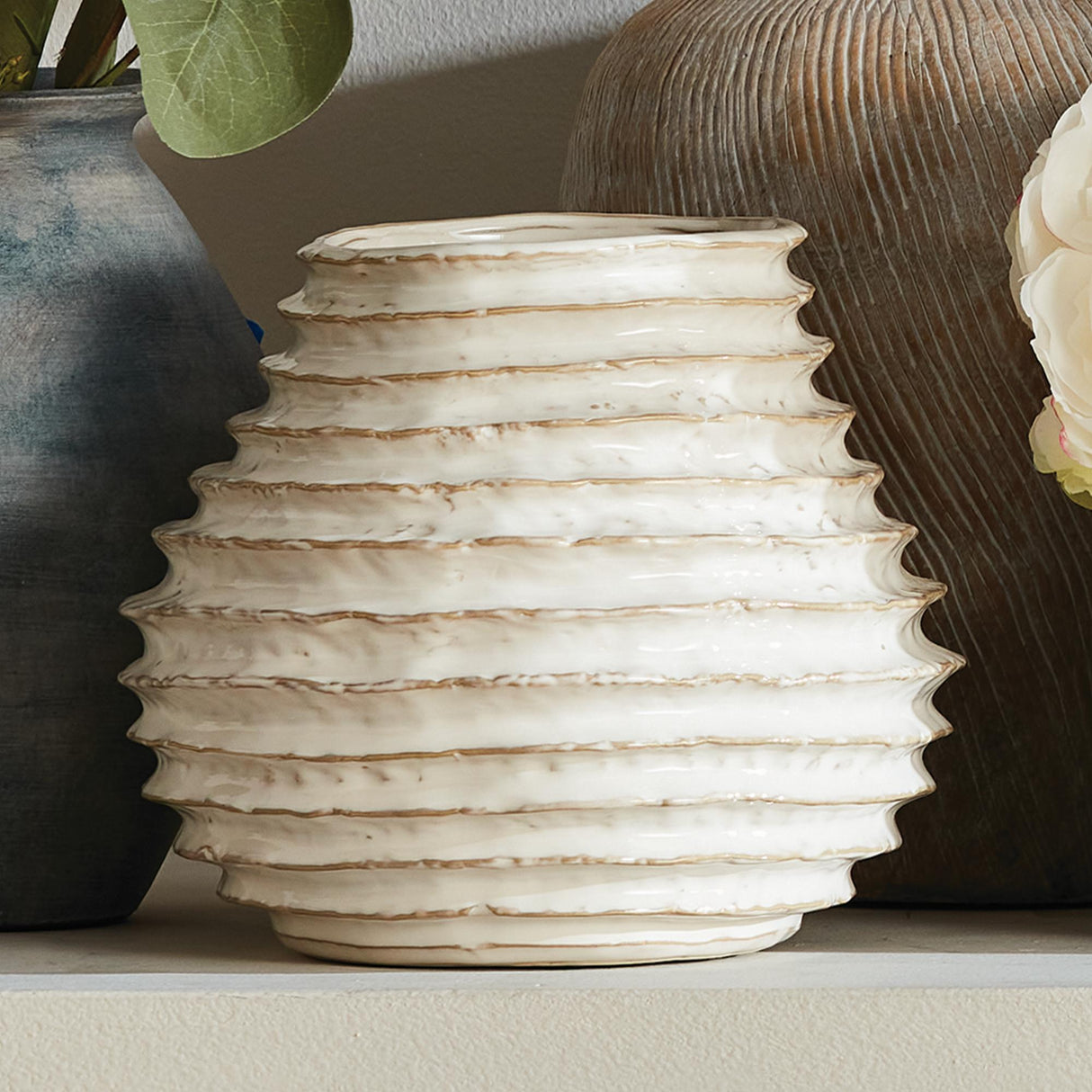 Napa White AVANI VASE SMALL