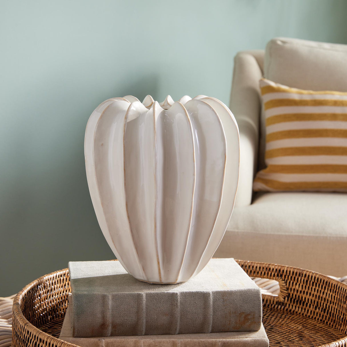 Napa White BLECKLYN VASE