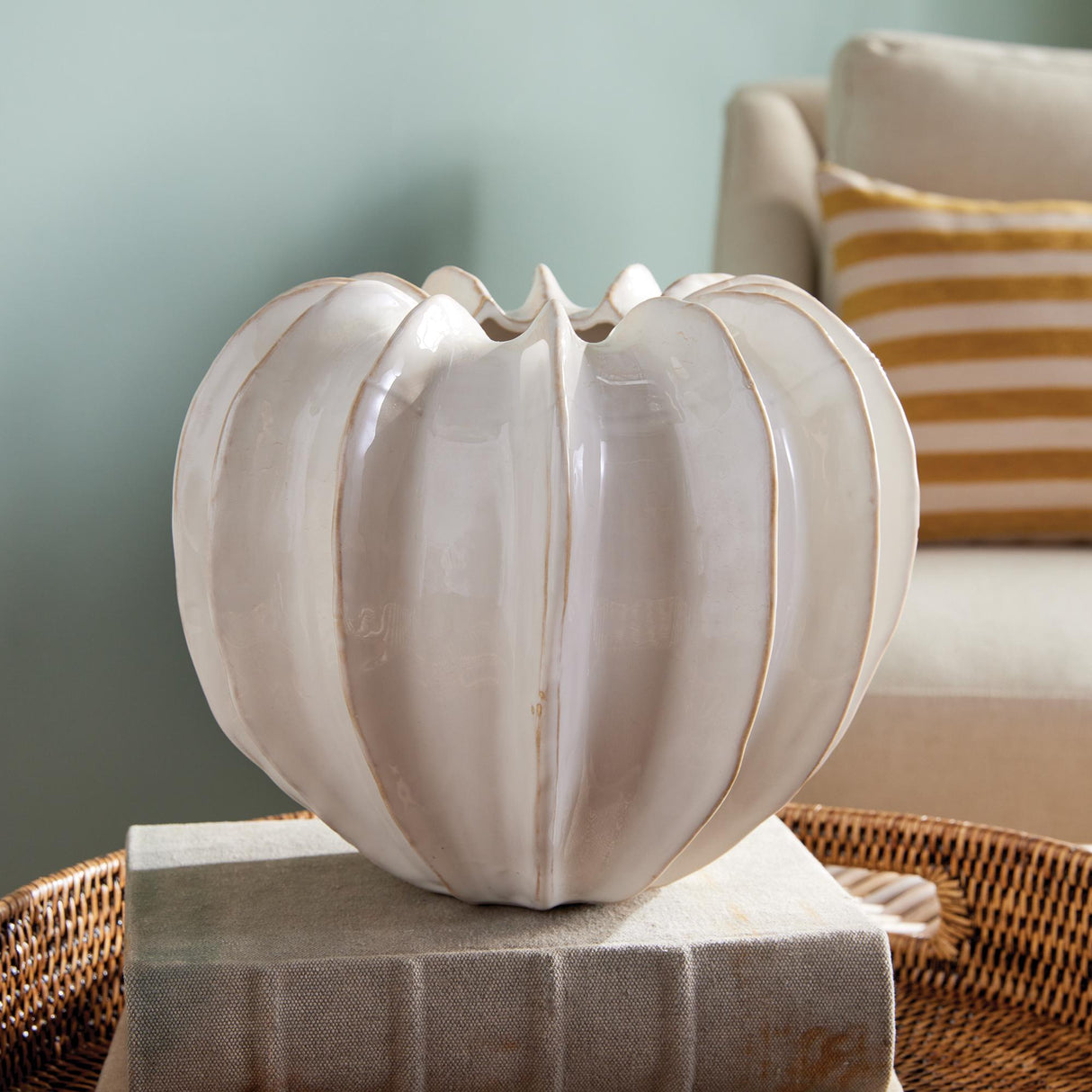 Napa White BLECKLYN POT LARGE