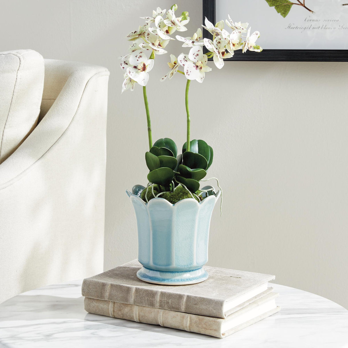 Napa Soft Blue MALINE FOOTED POT SMALL