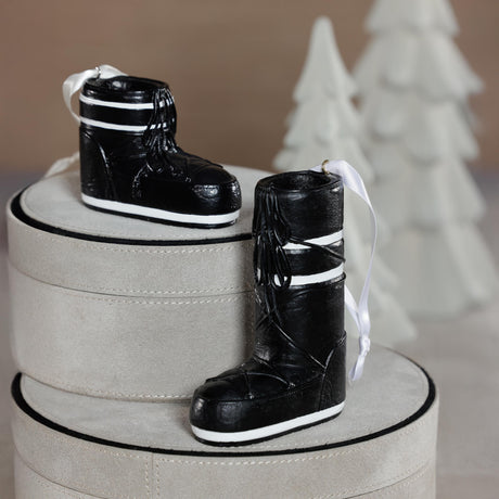 Zodax Black Aprs Ski Boot Holiday Ornaments, 6 Hanging Pieces (3 Sets of 2 Assorted Sizes)