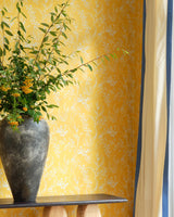 MindTheGap WALLFLOWER Sunny YELLOW/WHITE Wallpaper