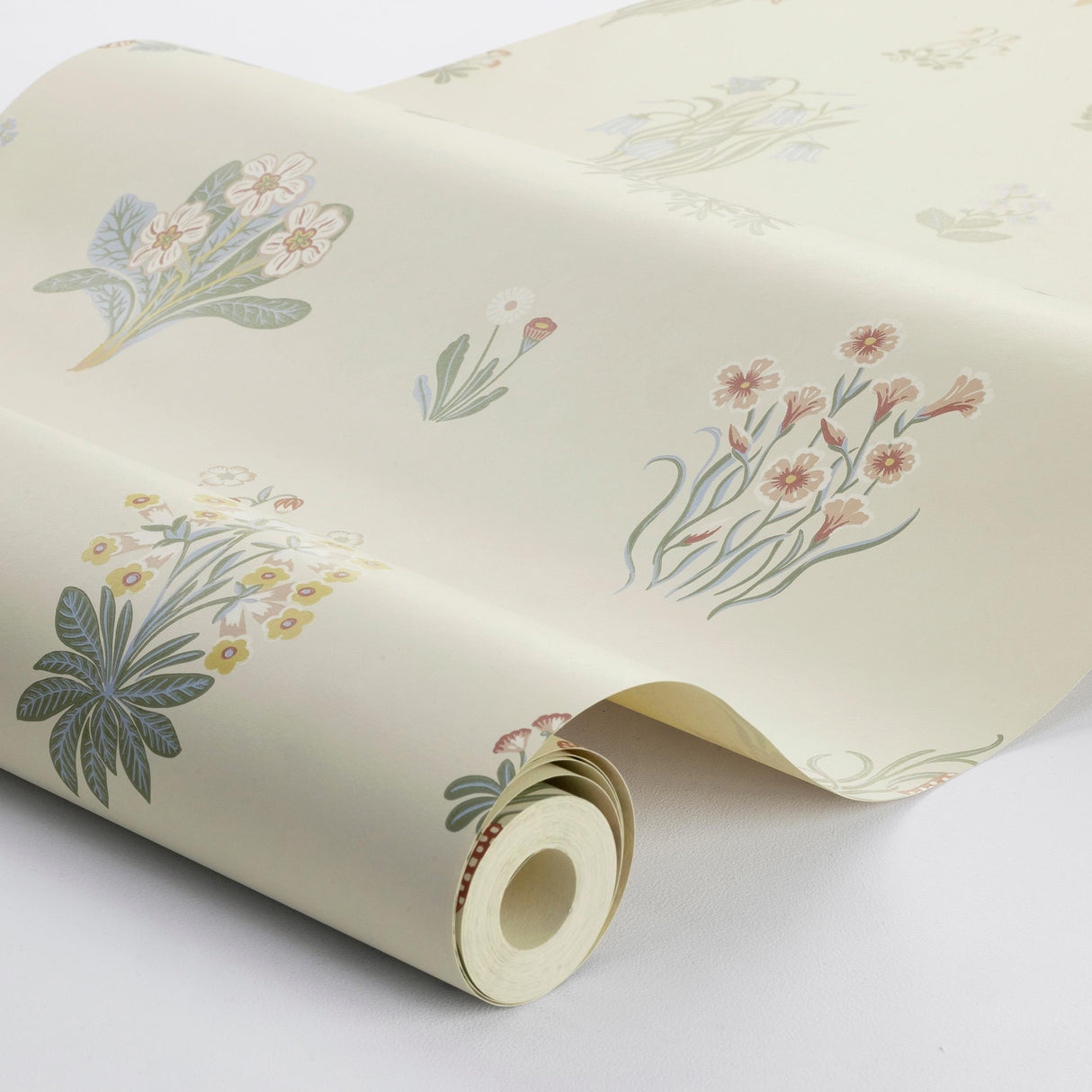 Schumacher Ängsflora Spring Wallpaper