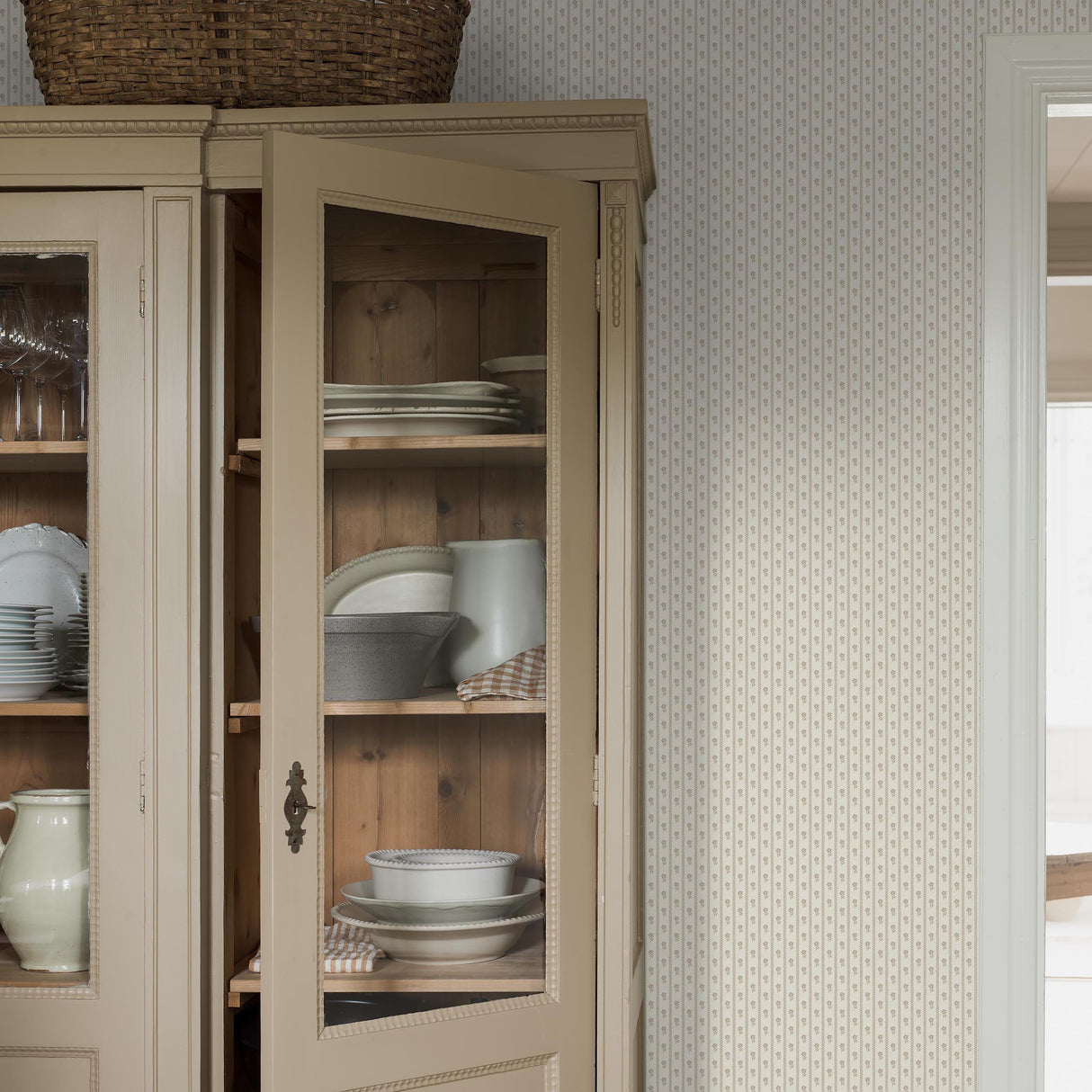 Schumacher Lilla Lyckan Natural Wallpaper