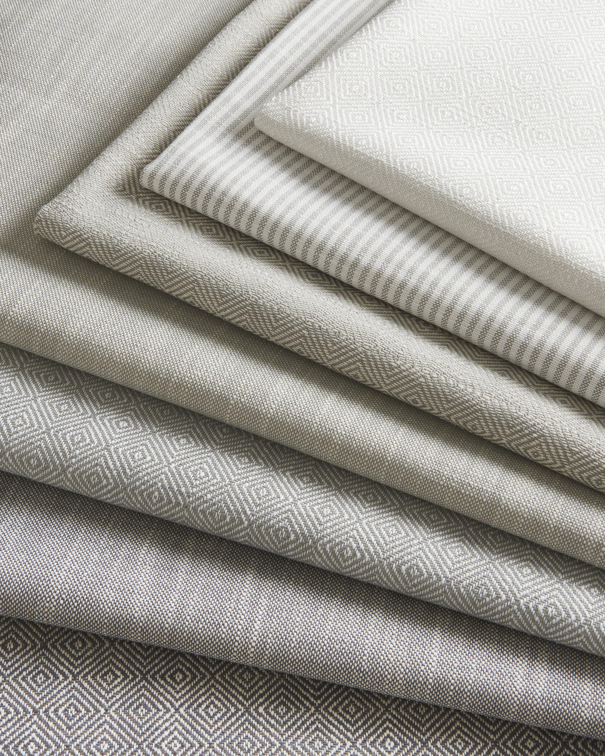 Kravet SMART 37600 1101 Upholstery Fabric