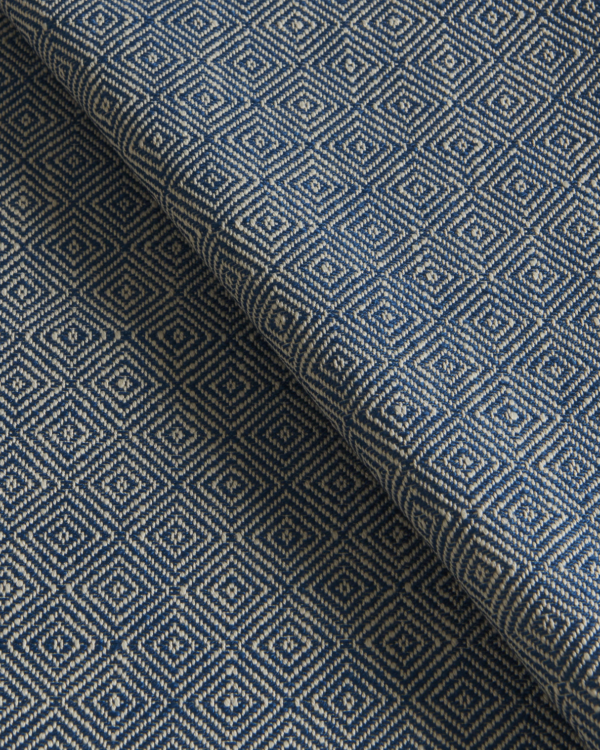 Kravet SMART 37601 1516 Upholstery Fabric