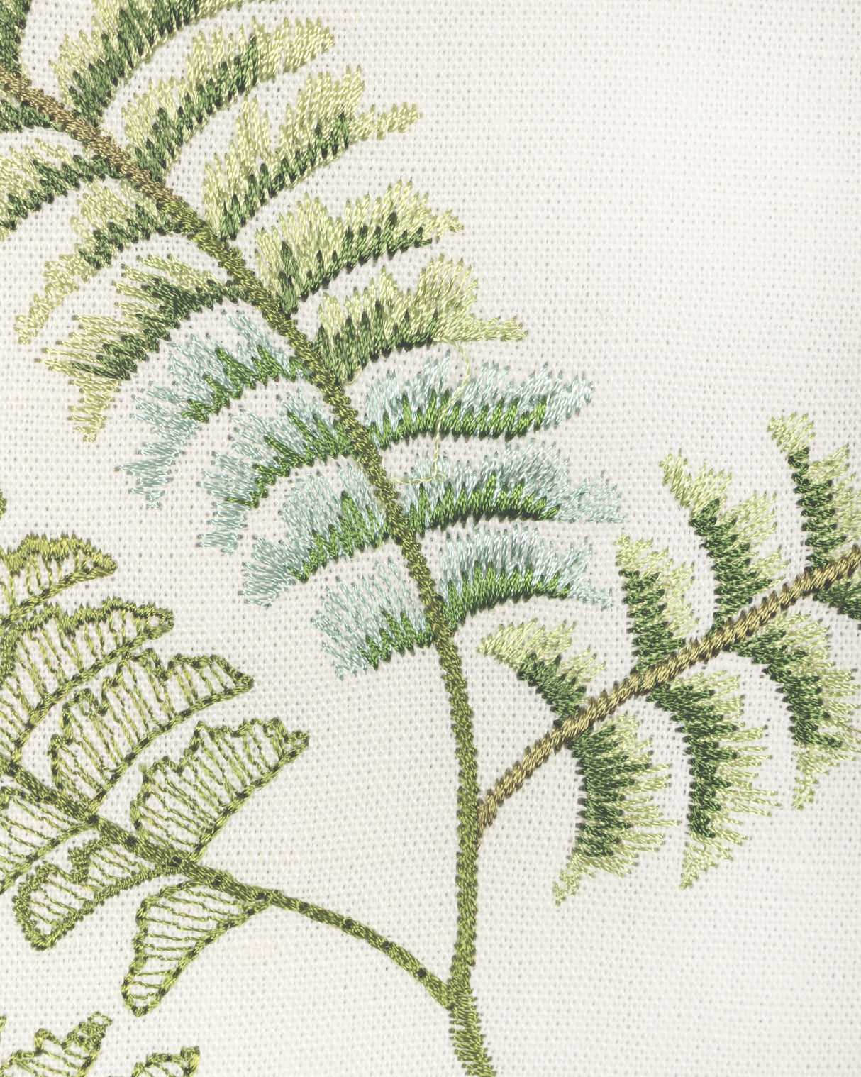 Lee Jofa ROYAL FERN EMB SPRING Fabric