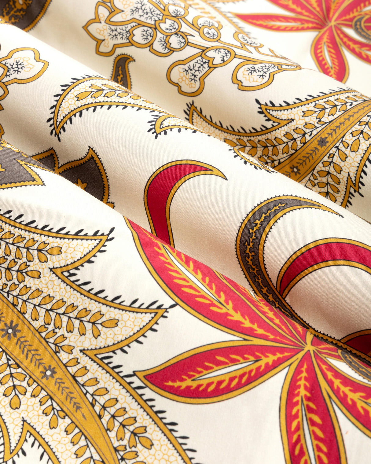 Brunschwig & Fils LOUISIANNE ROUGE Fabric