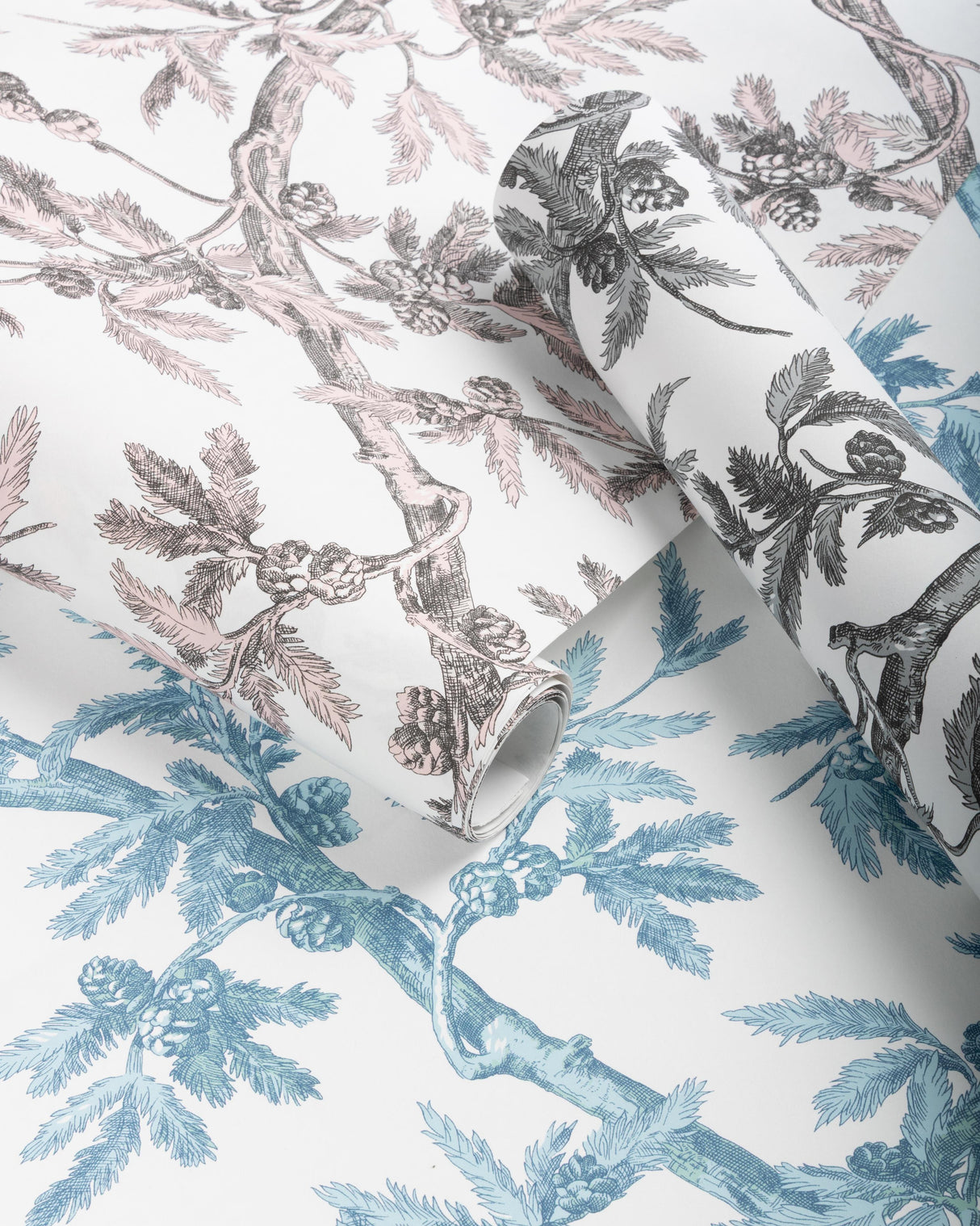 Brunschwig & Fils BRANCHES DE PIN WC AQUA Wallpaper