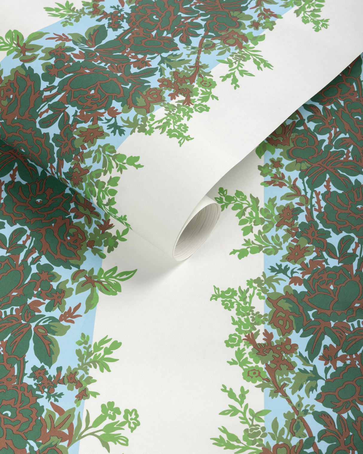 Brunschwig & Fils RAYURE FLEURIE WC LEAF Wallpaper