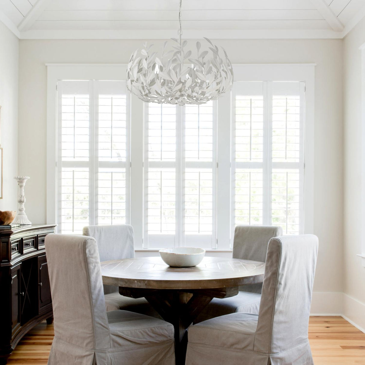 Crystorama Broche 27'' Matte White Chandelier