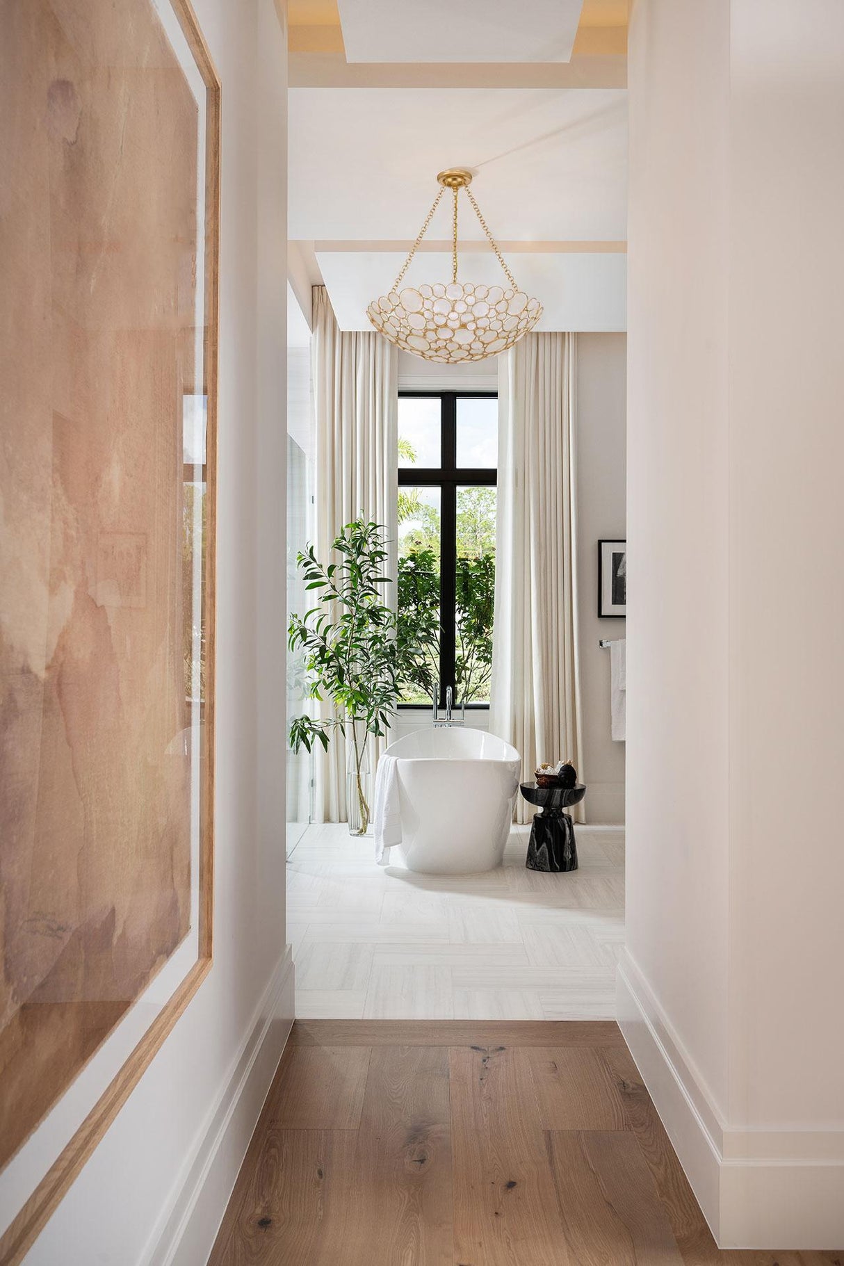 Crystorama Palla 24.5'' Antique Gold Chandelier