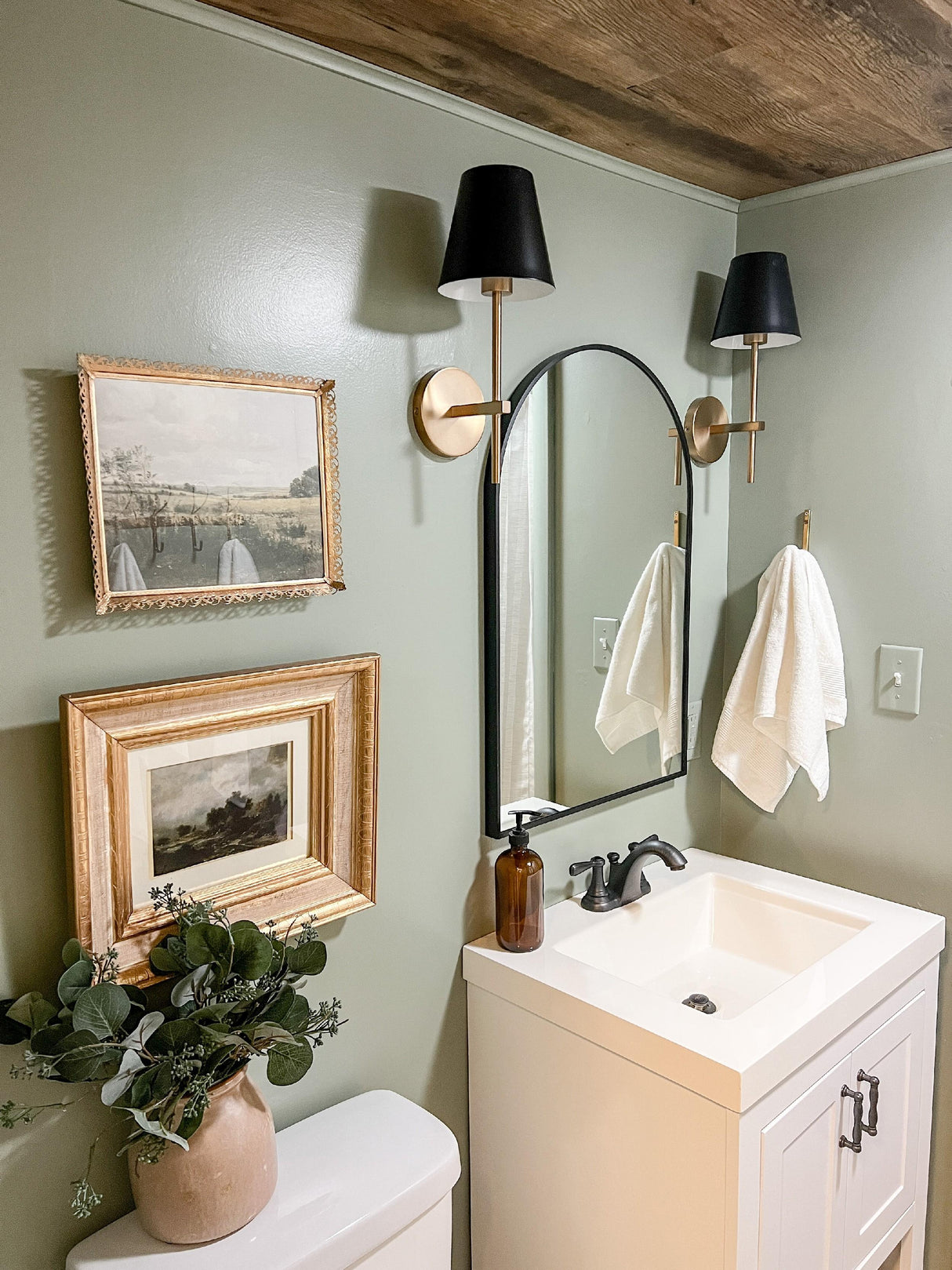 Crystorama Xavier 6'' Vibrant Gold Sconce