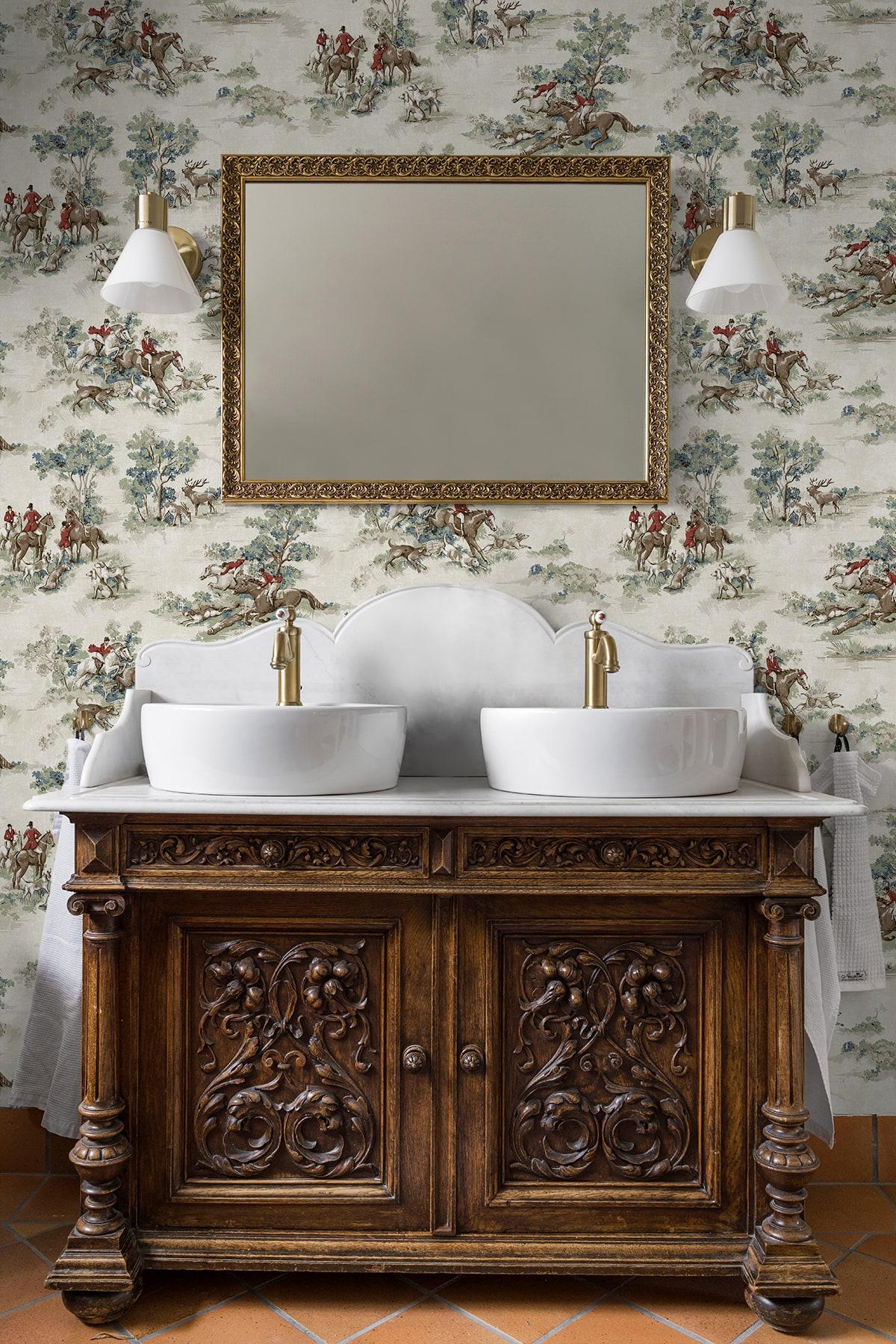 Seabrook Horse Race Bluestone & Garnet Wallpaper