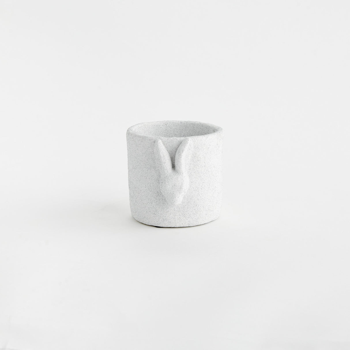 Napa White/Graywash RABBIT RELIEF POT SMALL
