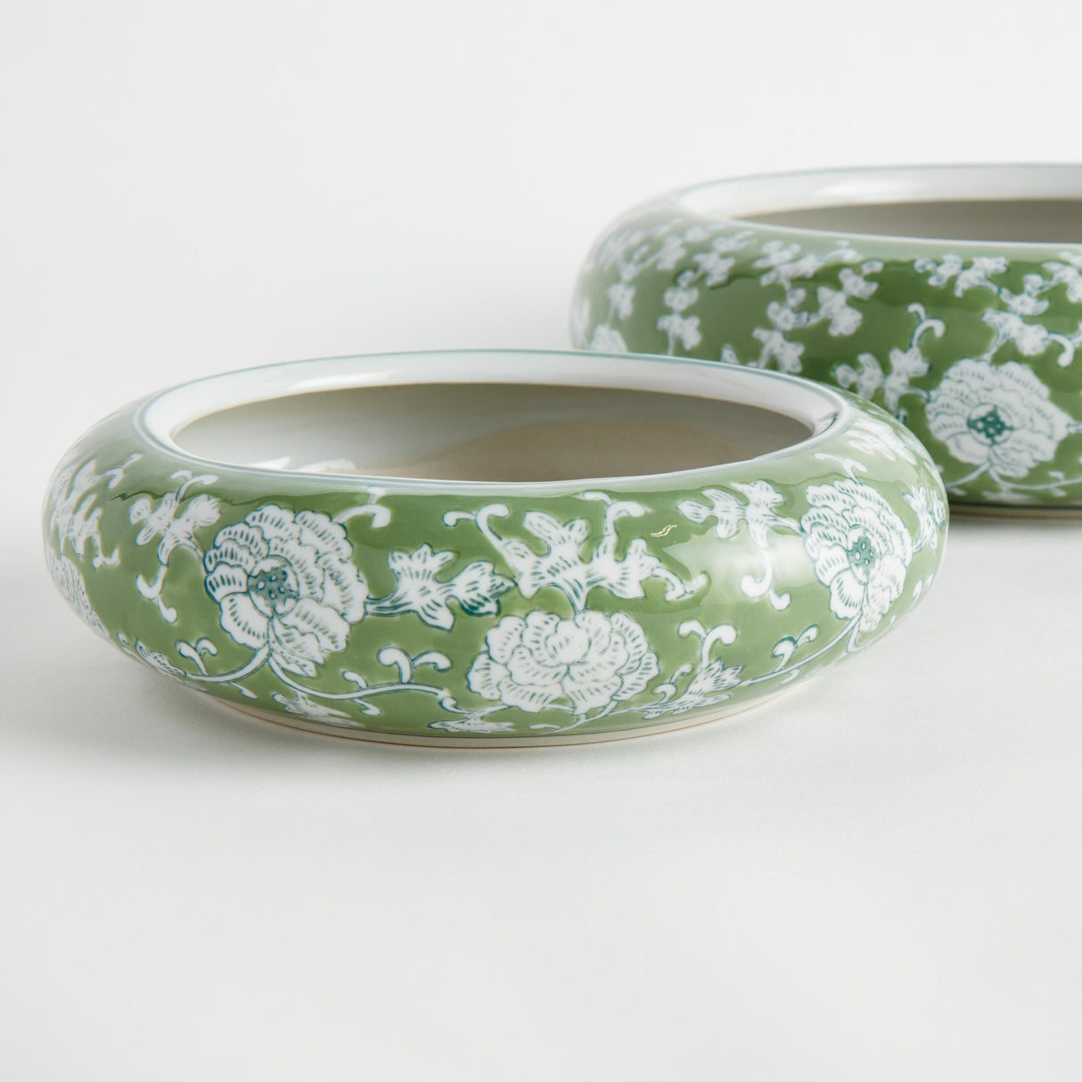 Napa Green/White IMPERIAL LOTUS LOW POTS LARGE, SET OF 4