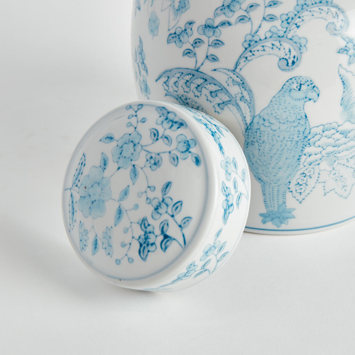 Napa  MONARCH PARROT LIDDED JAR