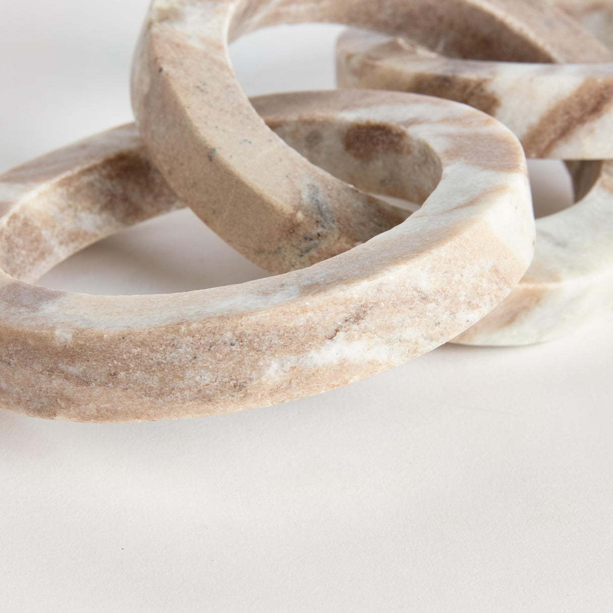 Napa Brown/White Marble JANELLE MARBLE LINK SCULPTURE