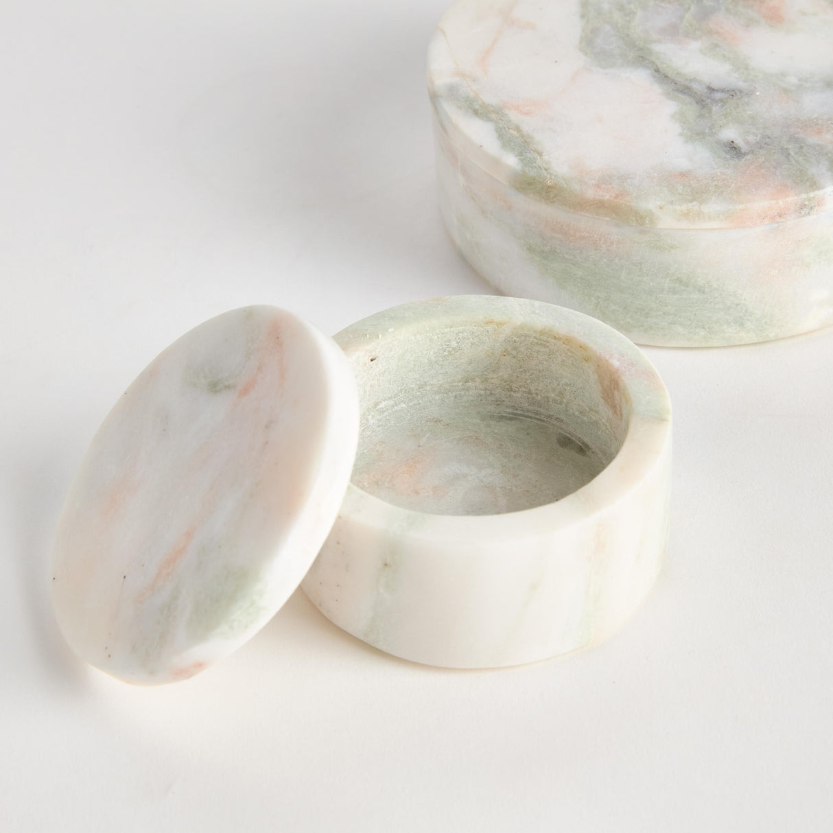 Napa Green/White Marble JOHANNA MARBLE ROUND LIDDED BOXES, SET OF 2