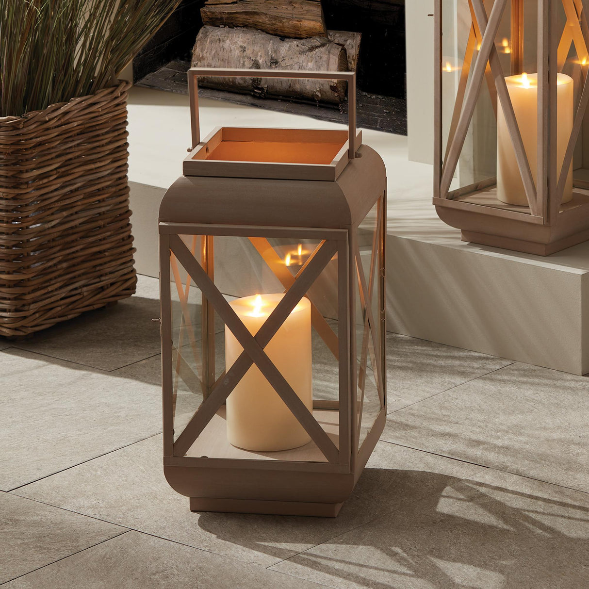 Napa Sandstone Finish PIETRA OUTDOOR LANTERN MEDIUM