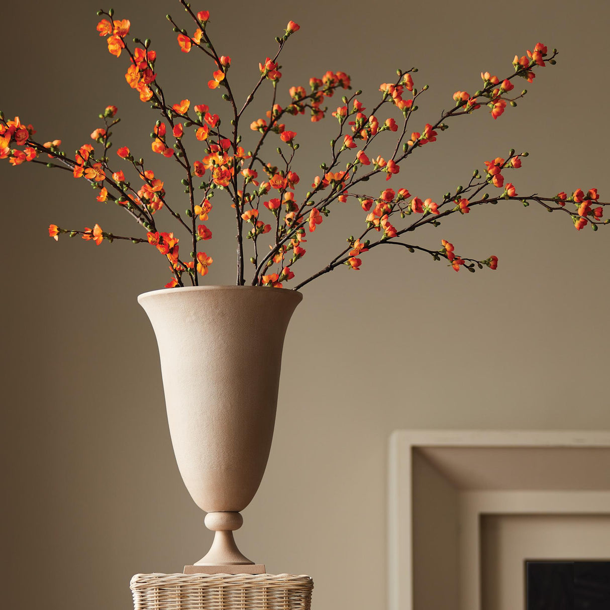 Napa Sandstone Finish PIETRA FOOTED URN
