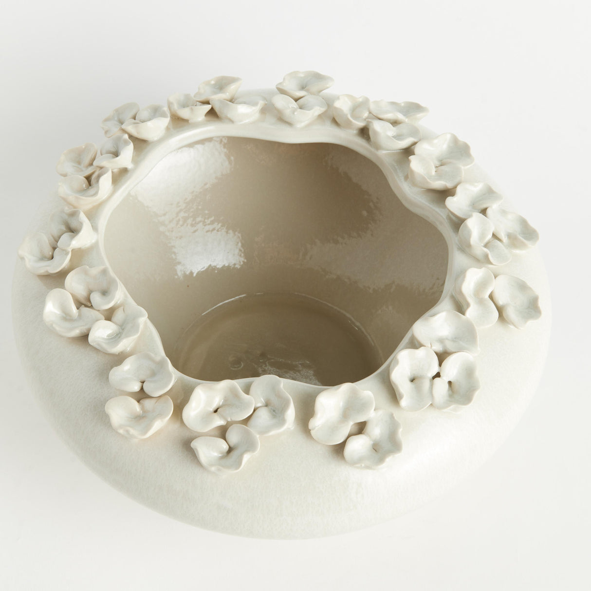 Napa White PETITE FLEUR DECORATIVE BOWL