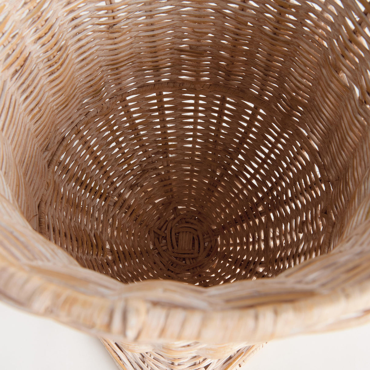 Napa Whitewash CHESAPEAKE RATTAN FOOTED URN NARROW