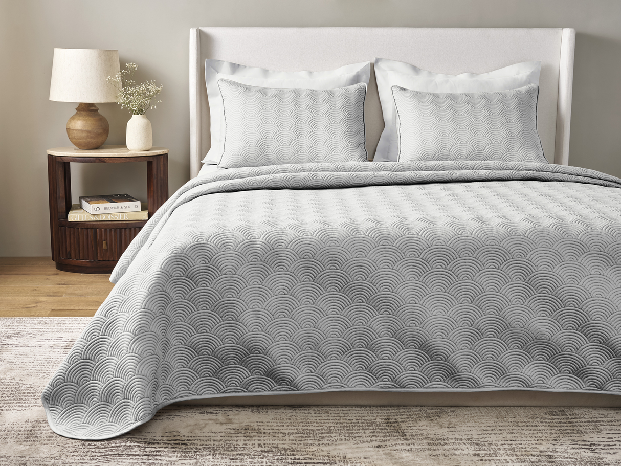 Ann Gish Ice Twin Scallop Coverlet Set