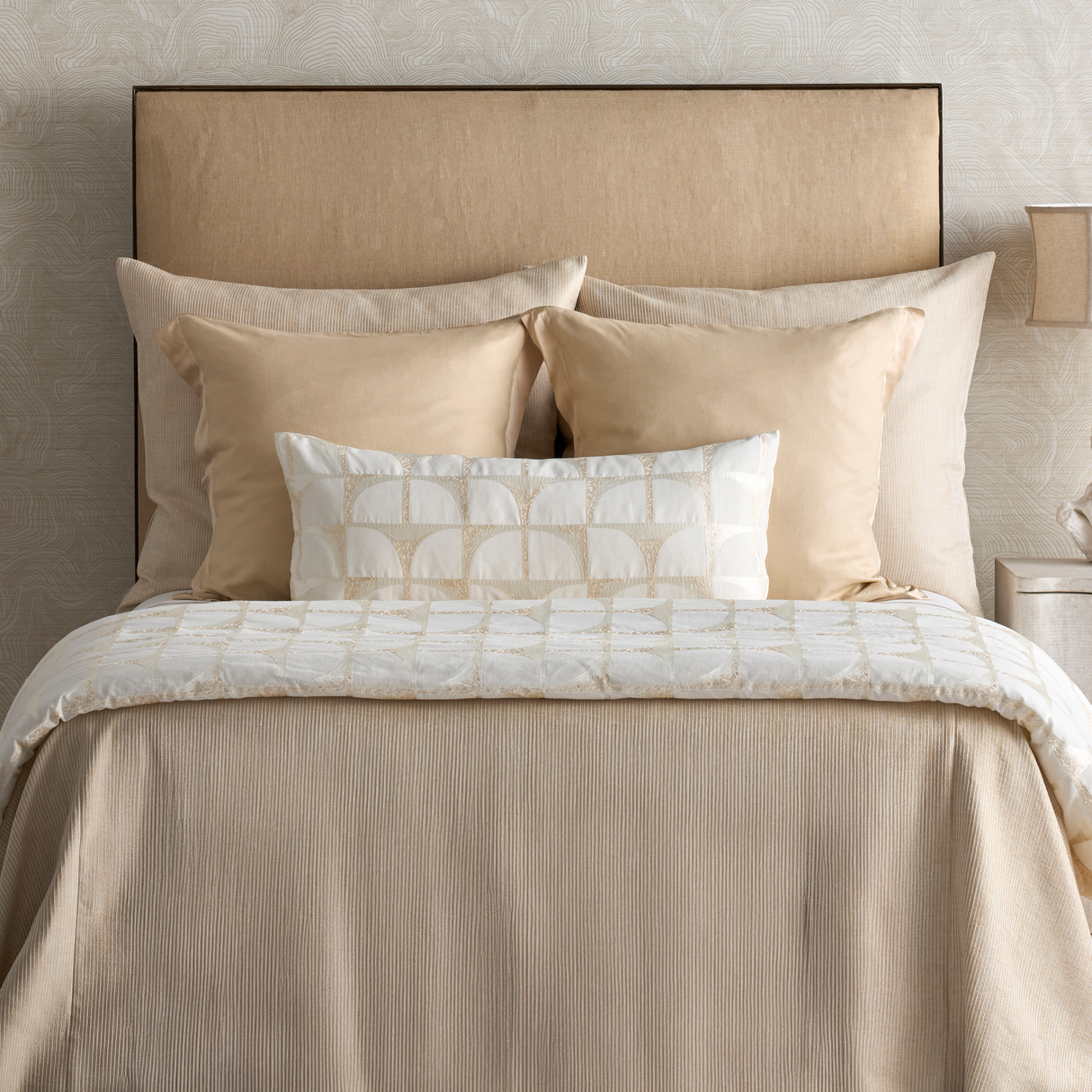 Ann Gish Pearl 96x50 Arches Throw