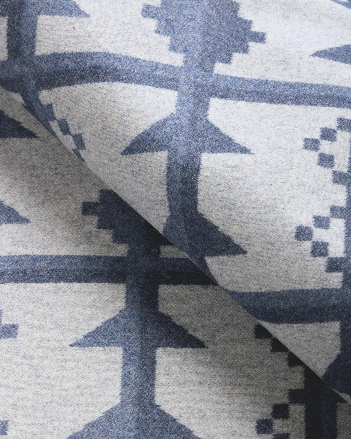 Kravet VALLEY TRAIL INDIGO Upholstery Fabric