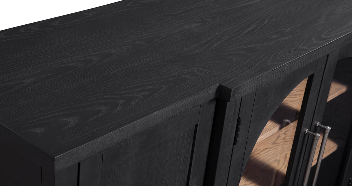 Bassett Black Fynn Server
