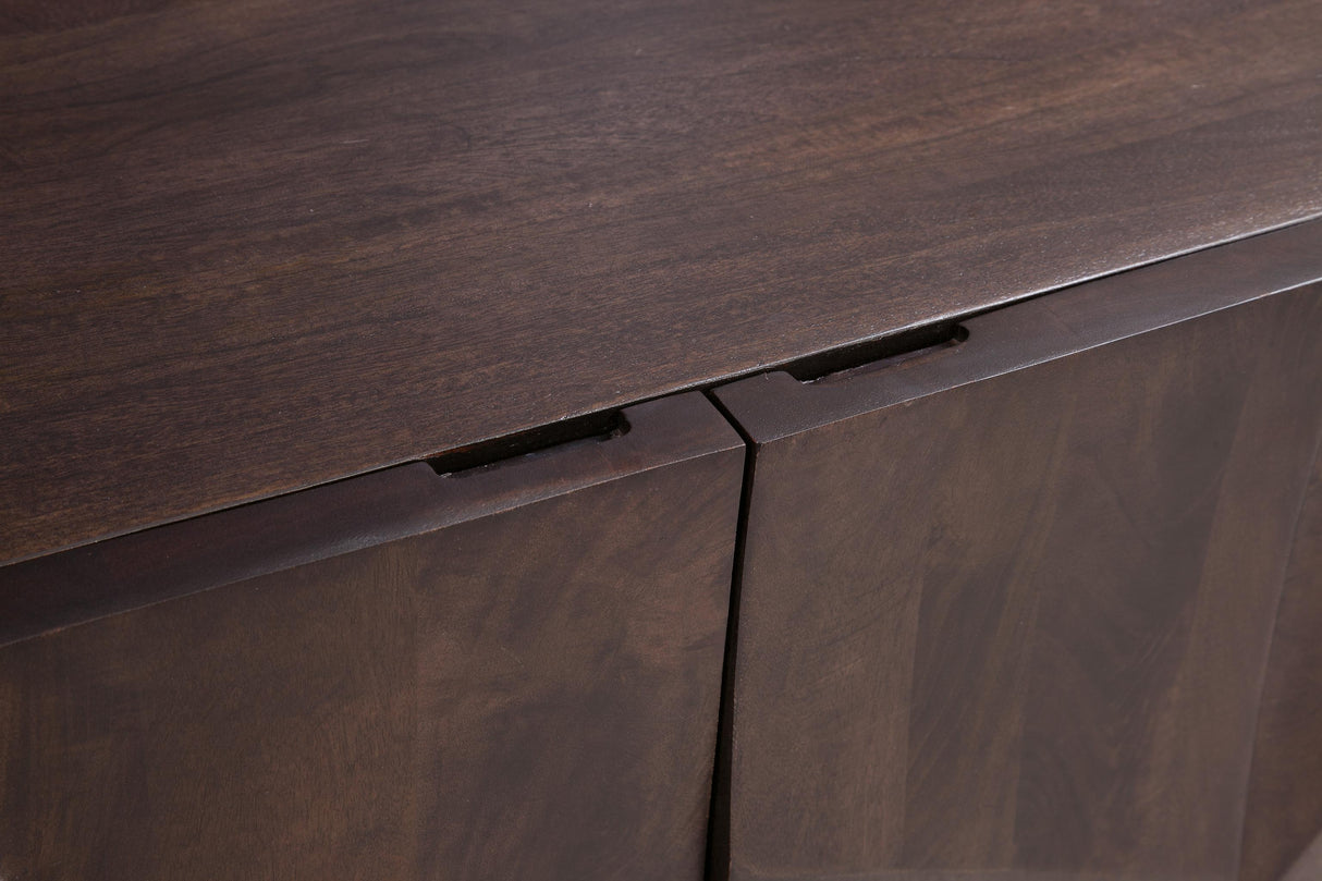 Bassett Coffee Bean Mango Reverie Accent Chest