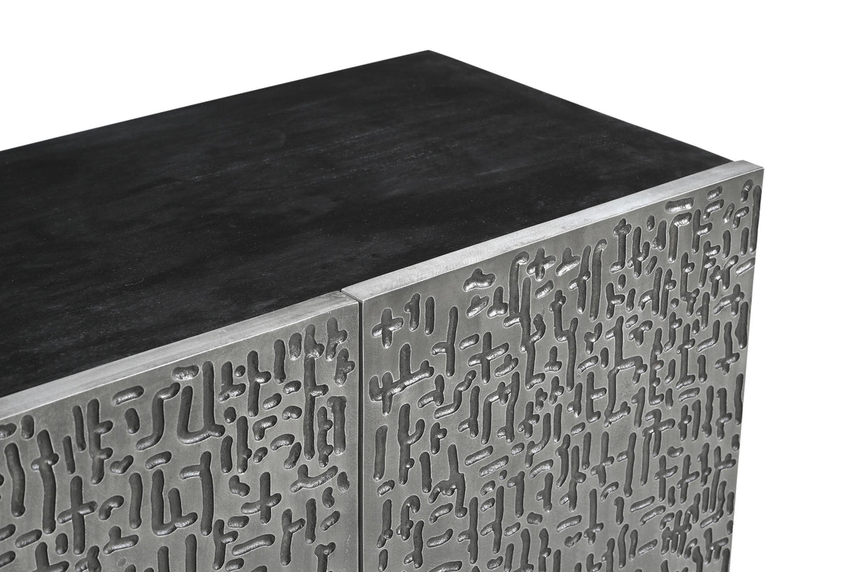 Bassett Black Sevigny Server