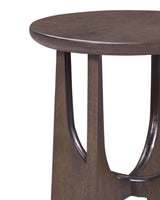 Bassett Brown Dunnigan Brown Oak End Table