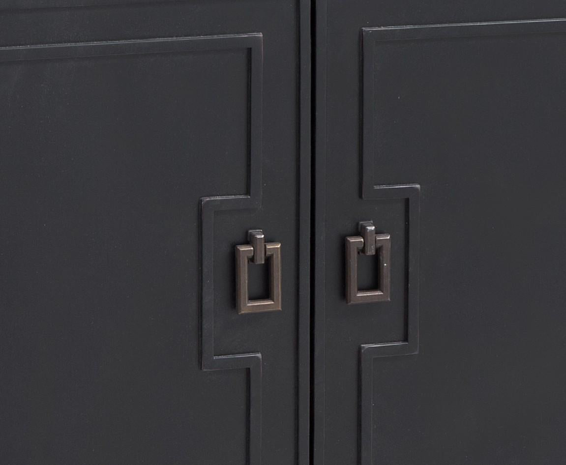Bassett Black Hudson Server