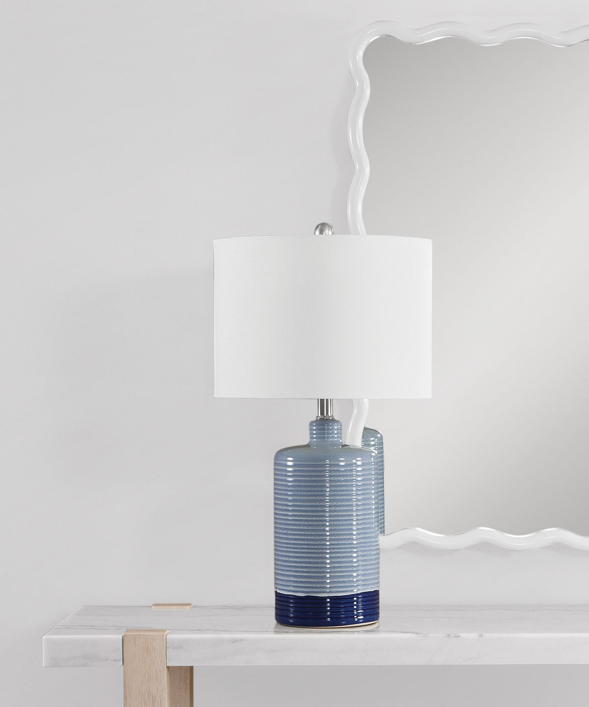 Bassett Blue Classe Table Lamp