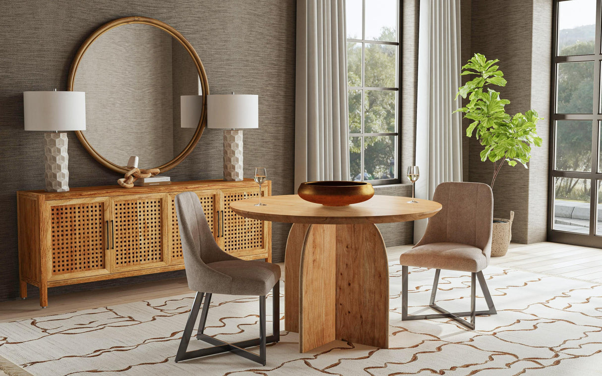 Bassett Cream Sabrina Table Lamp