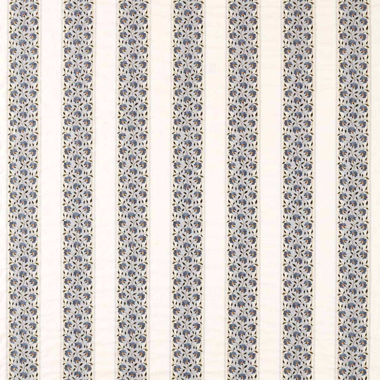 Sanderson Sloe Blossom Woad/Porcelain Fabric