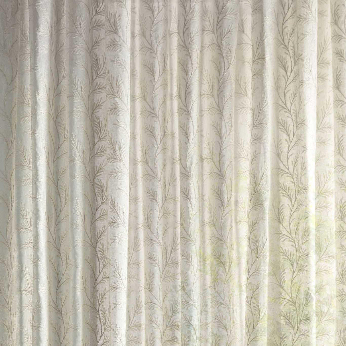 Sanderson Sea Fern Seaspray White Fabric