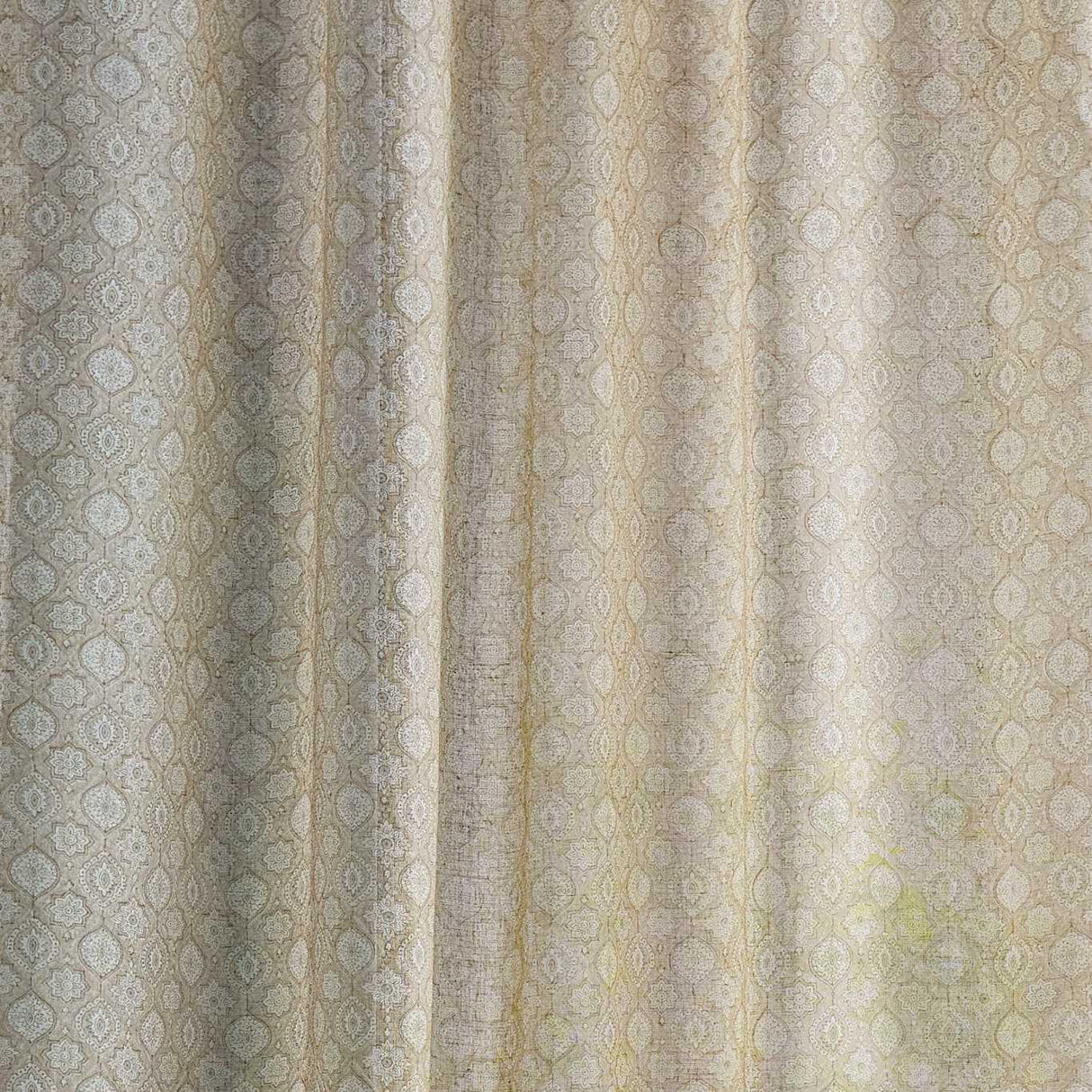 Sanderson Oyster Sunsoaked Fabric