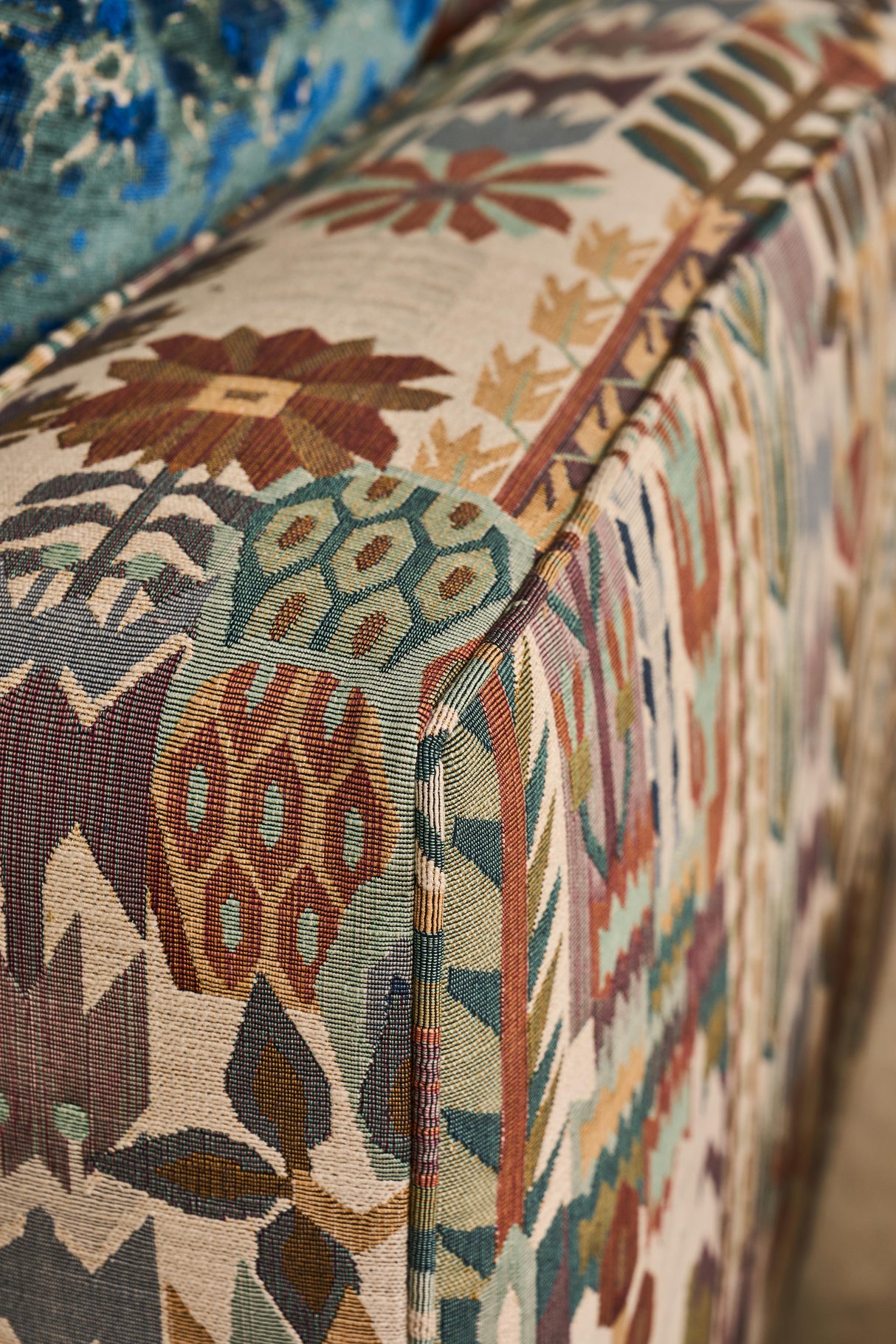 Harlequin Kuparr Terracotta/Azul Fabric