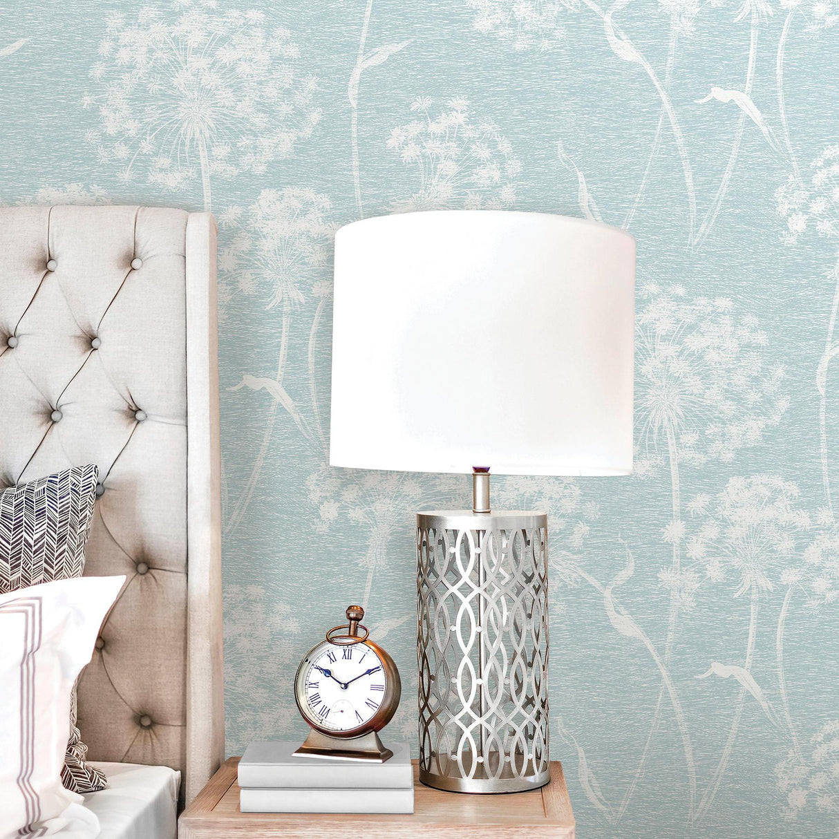Advantage Garvey Light Blue Dandelion Wallpaper